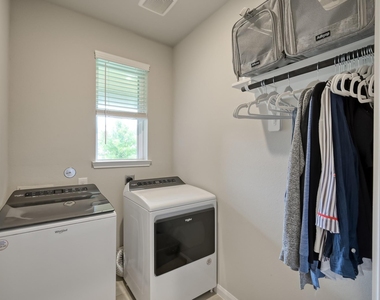 7099 Silverleaf Oak Street - Photo Thumbnail 19