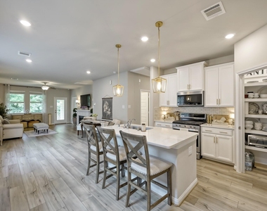 7099 Silverleaf Oak Street - Photo Thumbnail 4