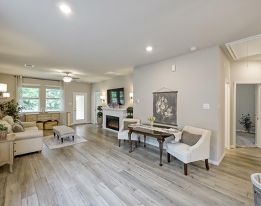 7099 Silverleaf Oak Street - Photo Thumbnail 6