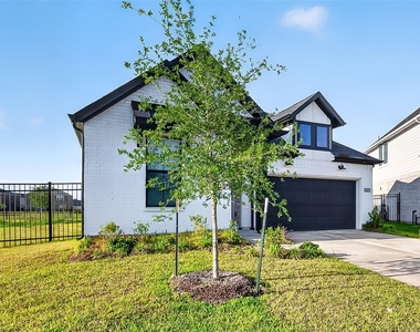 27306 Key Cove Court - Photo Thumbnail 2