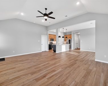 27306 Key Cove Court - Photo Thumbnail 16