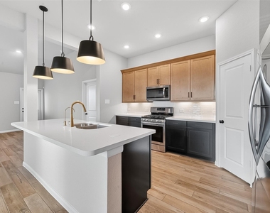 27306 Key Cove Court - Photo Thumbnail 11