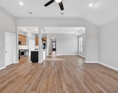27306 Key Cove Court - Photo Thumbnail 17
