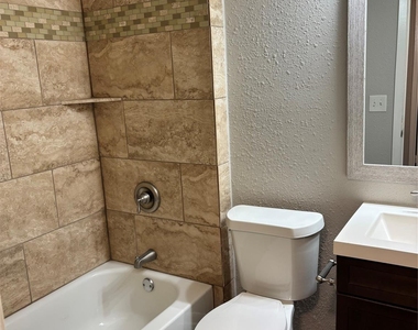 410 Shirlington Road - Photo Thumbnail 10