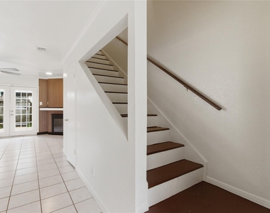 11000 Kinghurst Drive - Photo Thumbnail 11