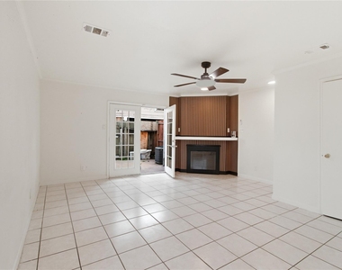 11000 Kinghurst Drive - Photo Thumbnail 8