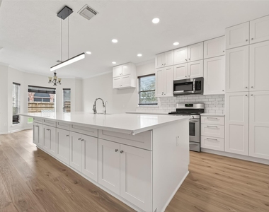 9014 Pheasant Trace Court - Photo Thumbnail 19