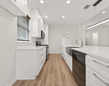 9014 Pheasant Trace Court - Photo Thumbnail 1