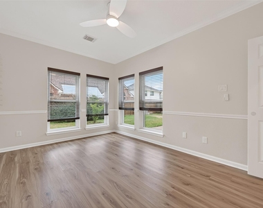 9014 Pheasant Trace Court - Photo Thumbnail 33