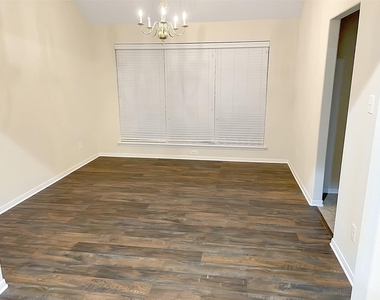 18607 Troon Oak Street - Photo Thumbnail 6