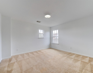 3211 Legends Hill Court - Photo Thumbnail 19