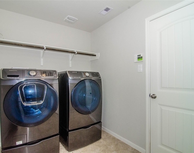29219 Dunns Creek Court - Photo Thumbnail 14