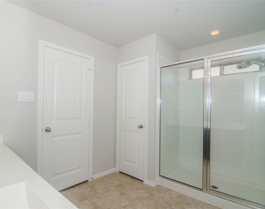 29219 Dunns Creek Court - Photo Thumbnail 12