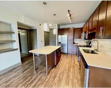 2910 Milam St Street - Photo Thumbnail 3