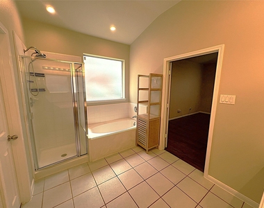 7031 Windy Run Court - Photo Thumbnail 15