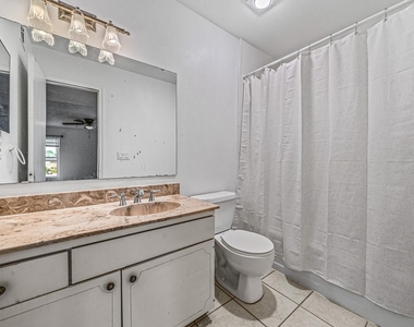 830 Threadneedle Street - Photo Thumbnail 20