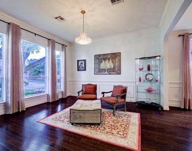 4402 Holt Street - Photo Thumbnail 4