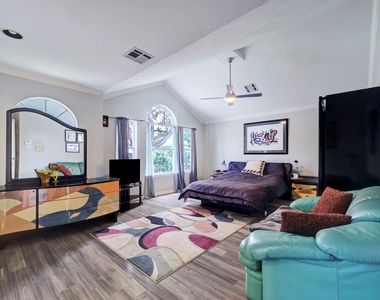 4402 Holt Street - Photo Thumbnail 20