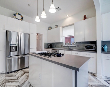 4402 Holt Street - Photo Thumbnail 9