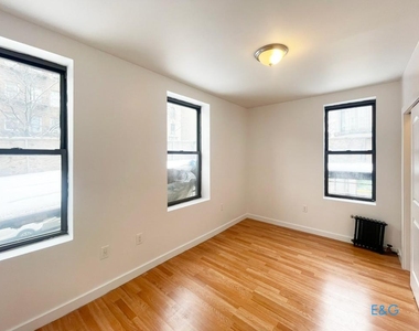 1 Bennett Avenue - Photo Thumbnail 8