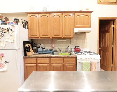 215 Franklin Street - Photo Thumbnail 3