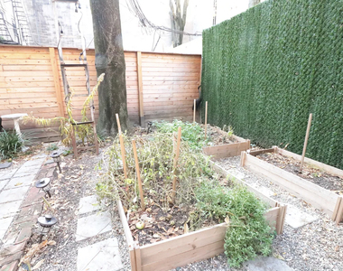215 Franklin Street - Photo Thumbnail 9