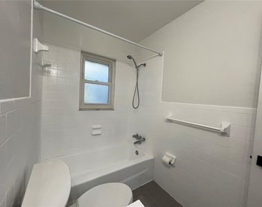 4814 20th Street - Photo Thumbnail 14
