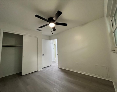4814 20th Street - Photo Thumbnail 20