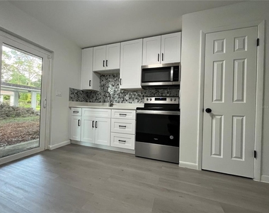 4814 20th Street - Photo Thumbnail 1