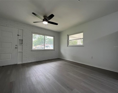 4814 20th Street - Photo Thumbnail 7