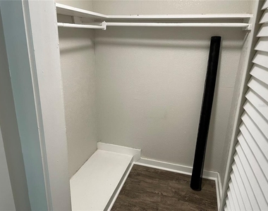 1517 E Ellicott Street - Photo Thumbnail 11