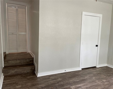 1517 E Ellicott Street - Photo Thumbnail 12