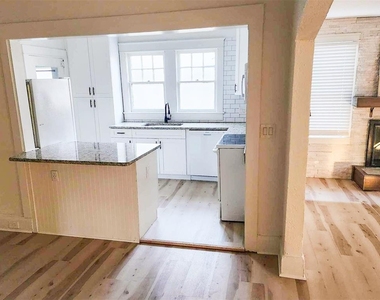 503 W Idlewild Avenue - Photo Thumbnail 4