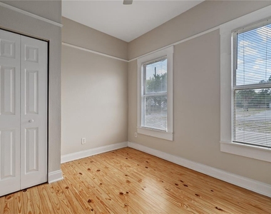 2506 1/2 E Columbus Drive - Photo Thumbnail 19