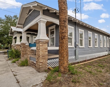 2506 1/2 E Columbus Drive - Photo Thumbnail 22