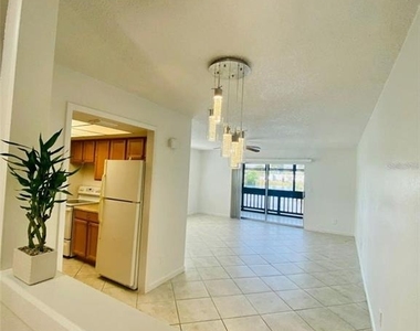 633 N Keene Road - Photo Thumbnail 2