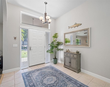 1632 Windsor Place - Photo Thumbnail 3