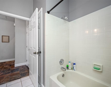 1632 Windsor Place - Photo Thumbnail 34