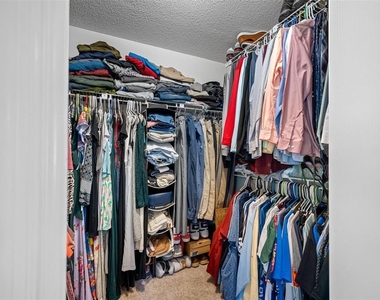 1632 Windsor Place - Photo Thumbnail 30