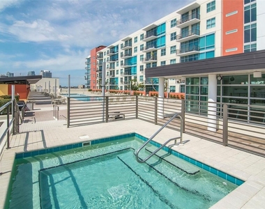 1208 E Kennedy Boulevard - Photo Thumbnail 64