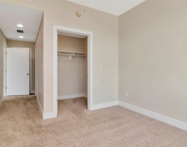 1208 E Kennedy Boulevard - Photo Thumbnail 49