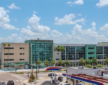 1208 E Kennedy Boulevard - Photo Thumbnail 12