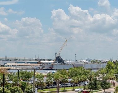 1208 E Kennedy Boulevard - Photo Thumbnail 15