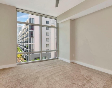 1208 E Kennedy Boulevard - Photo Thumbnail 44
