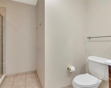 1208 E Kennedy Boulevard - Photo Thumbnail 56
