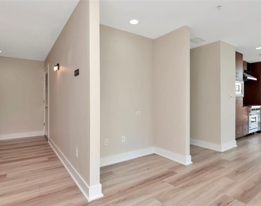 1208 E Kennedy Boulevard - Photo Thumbnail 54