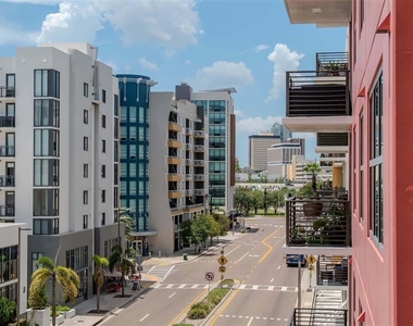 1208 E Kennedy Boulevard - Photo Thumbnail 18
