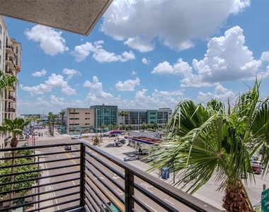 1208 E Kennedy Boulevard - Photo Thumbnail 32