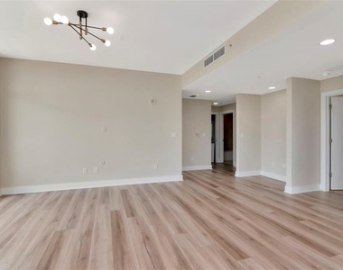 1208 E Kennedy Boulevard - Photo Thumbnail 53