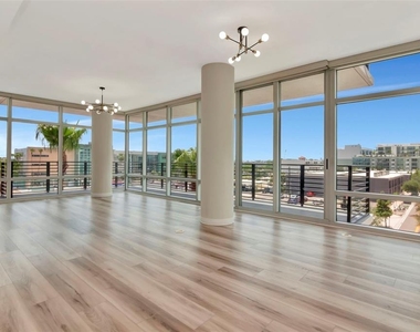 1208 E Kennedy Boulevard - Photo Thumbnail 42